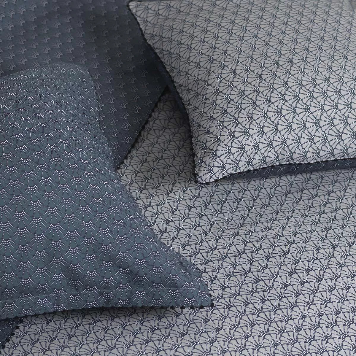 Taie d'oreiller percale de coton imprimé gris bleu Osaka givre