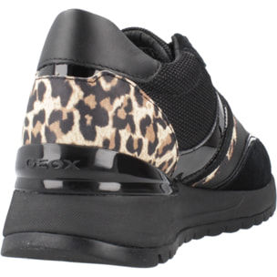 Sneakers de  Mujer de la marca GEOX  modelo D DESYA NEGRO