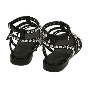 Sandali neri con borchie