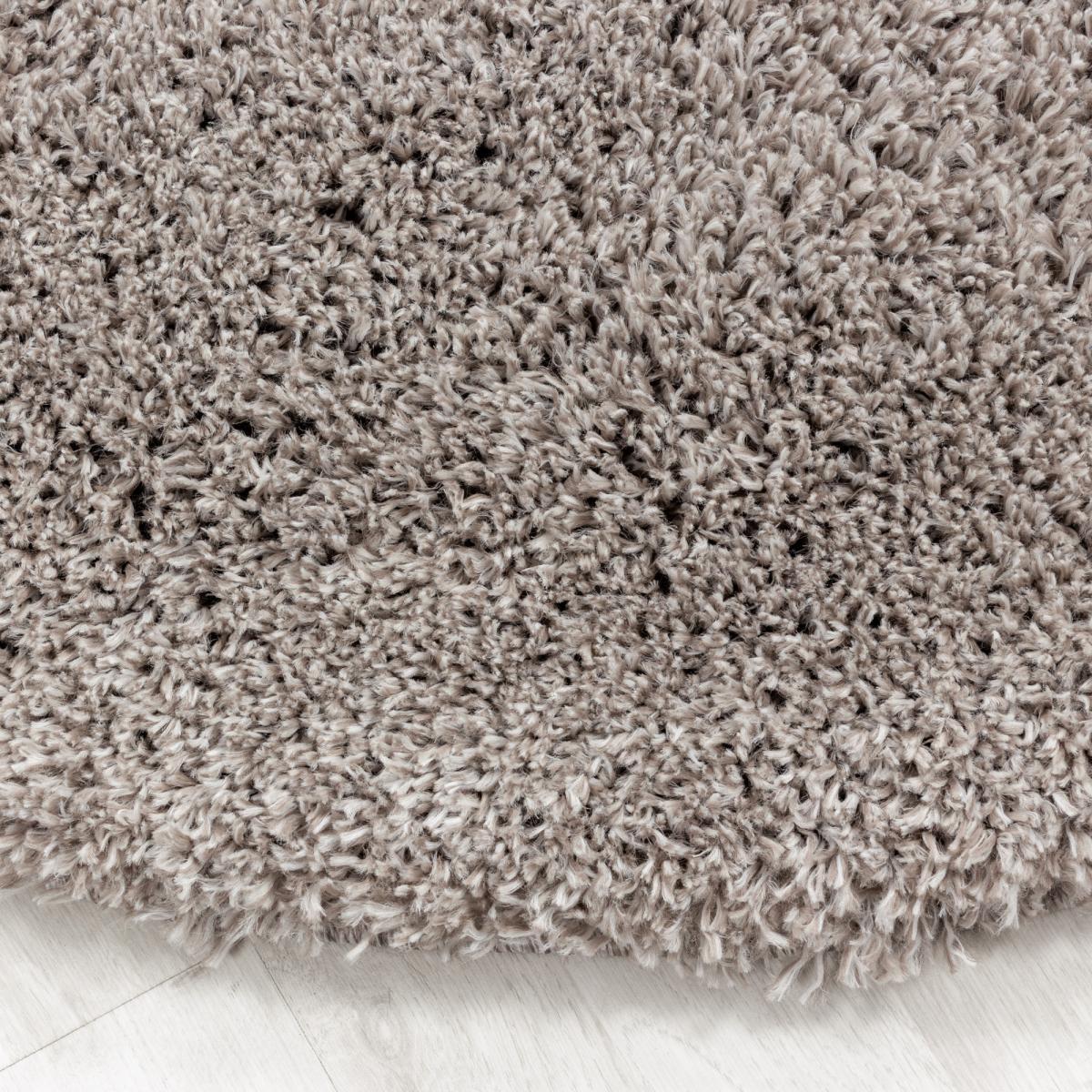 Tapis longs poils shaggy tissé motif uni TENI