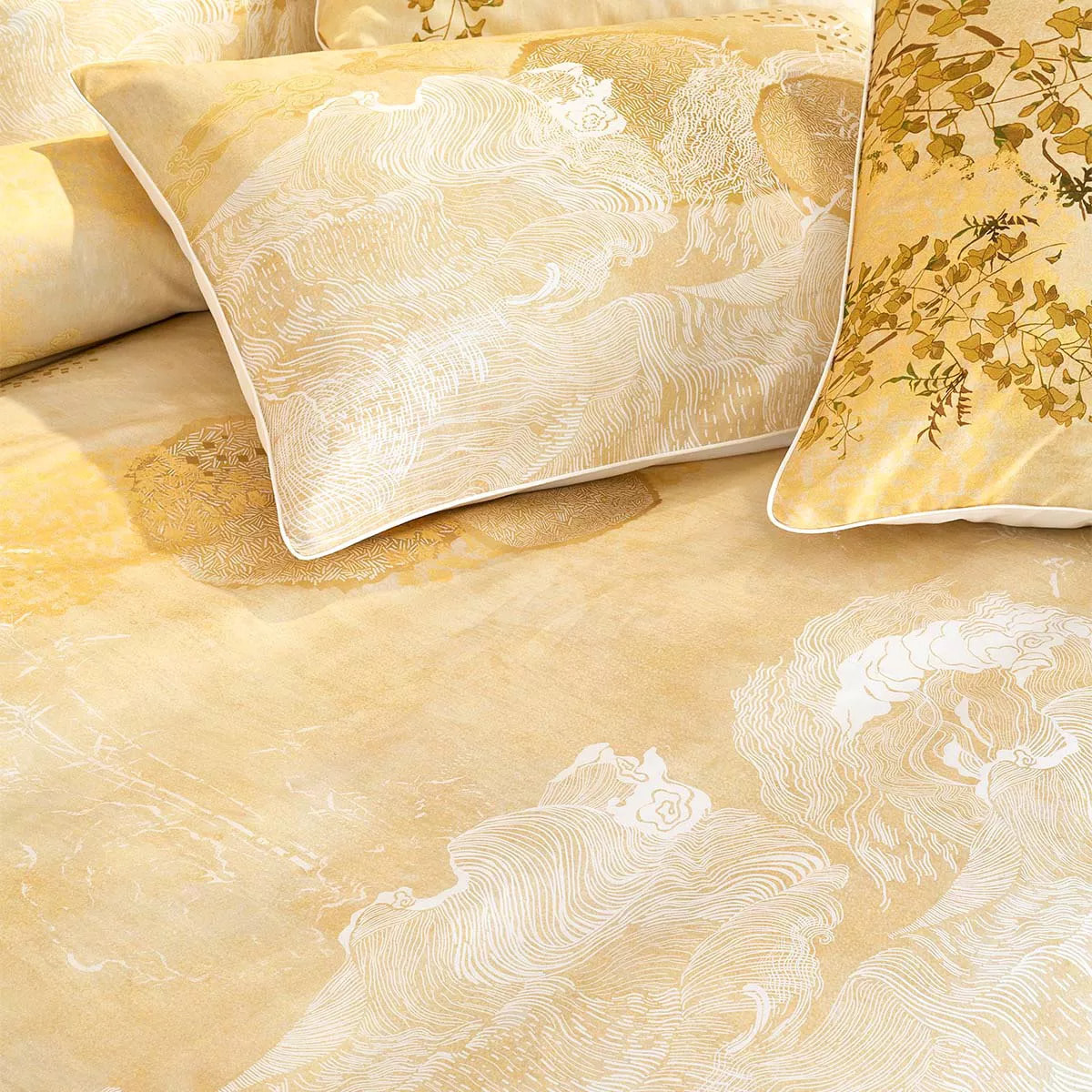 Taie d'oreiller satin de coton imprimé jaune or Soleil d'or dore