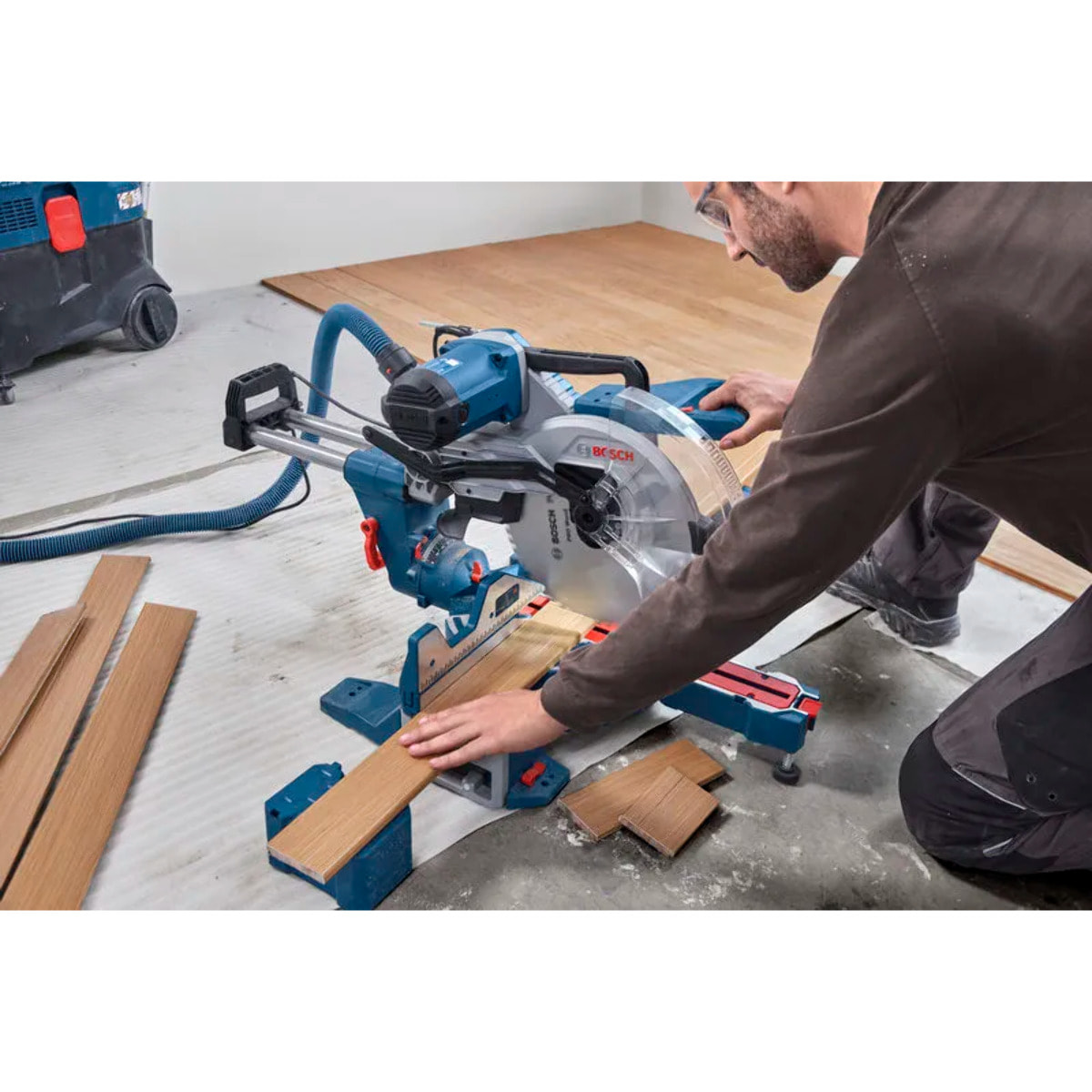 Scie à onglet coulissante GCM 340-305 D Professional - 1800 W - BOSCH - 0601B60000