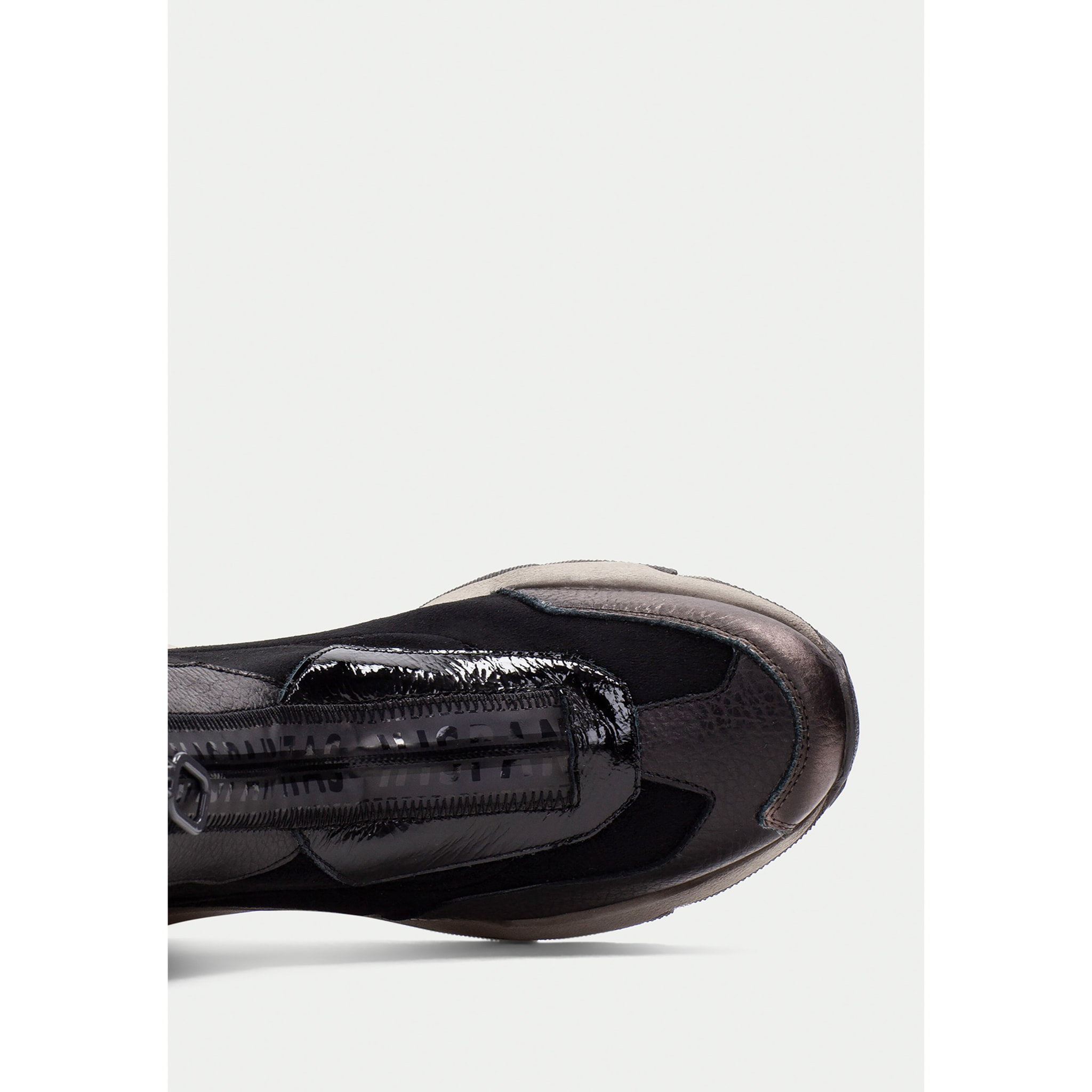 Botin sport Nepal Negro 4,5 cm