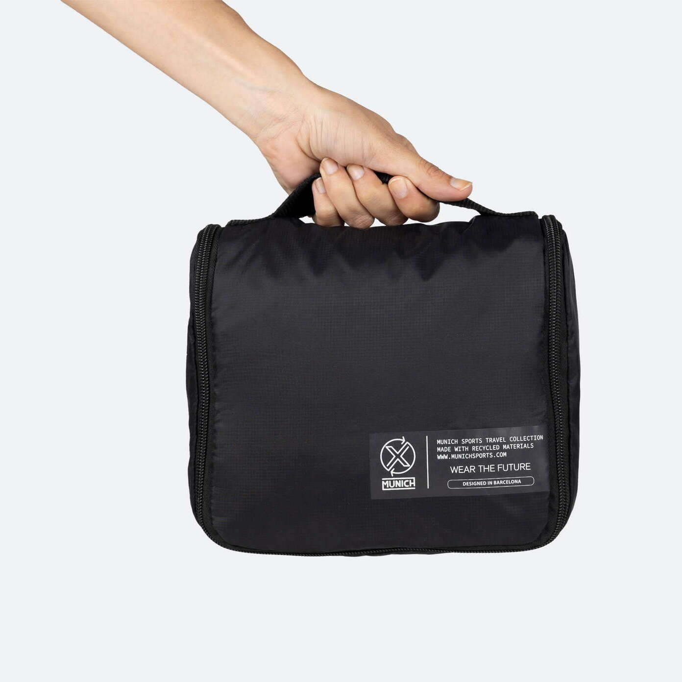 Neceser negro de poliéster reciclado MUNICH GATE X-39 TOILETRY