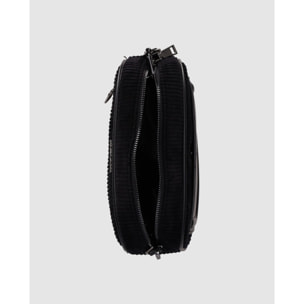 Bolso - Negro - Medida: 23 cm x 16 cm x 8 cm