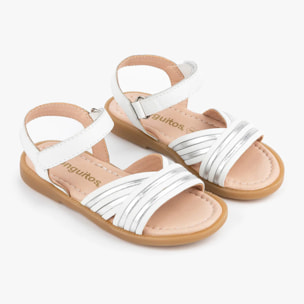 Sandalias De Niña Tiras En Blanco