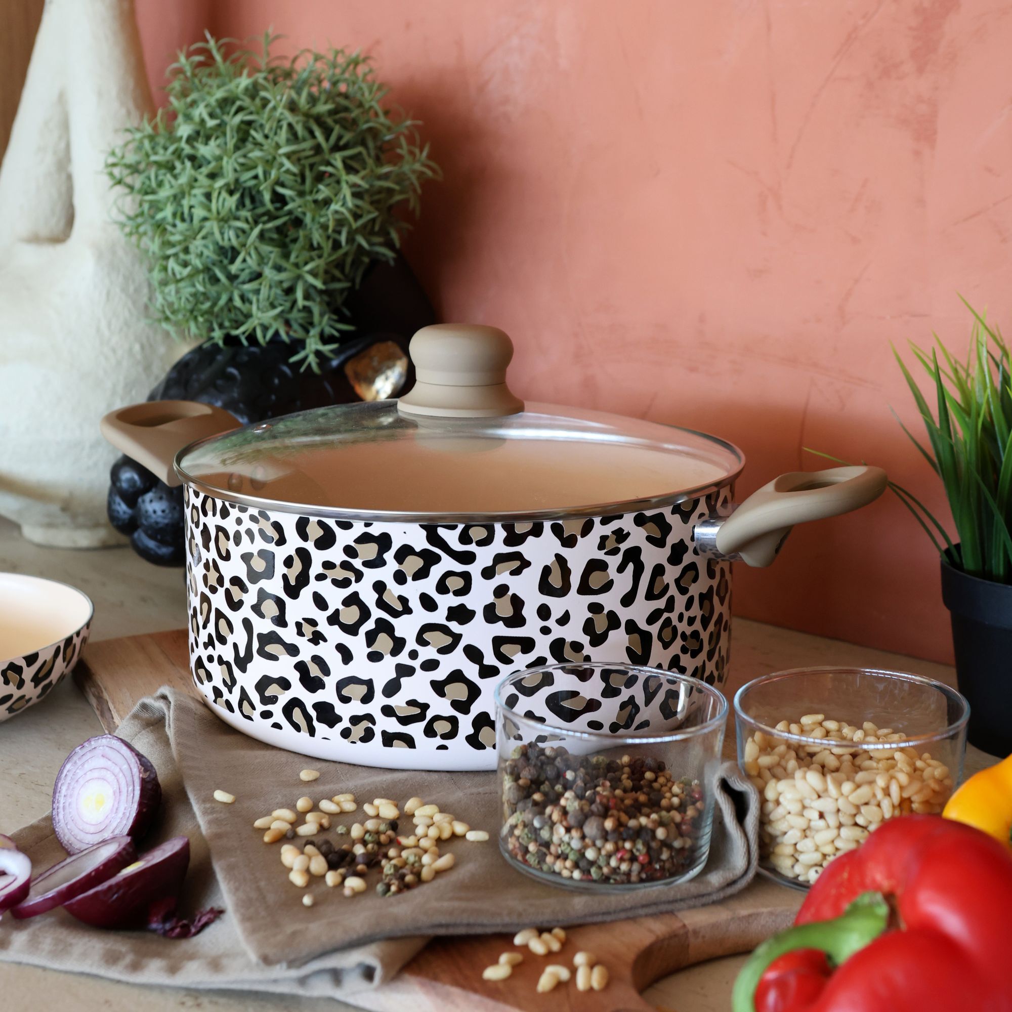 Faitout en aluminium 24cm léopard - tous feux  LEOPARD