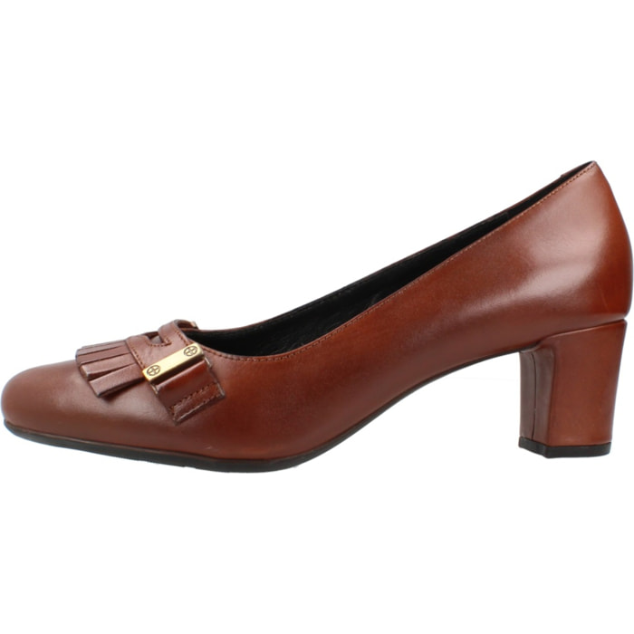 Zapatos de Vestir Mujer de la marca GEOX  modelo D04LBC 00043 MARRON
