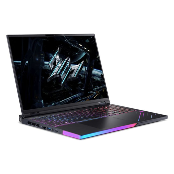 PC Gamer ACER Predator Helios 16 AI PH16-73-95TM