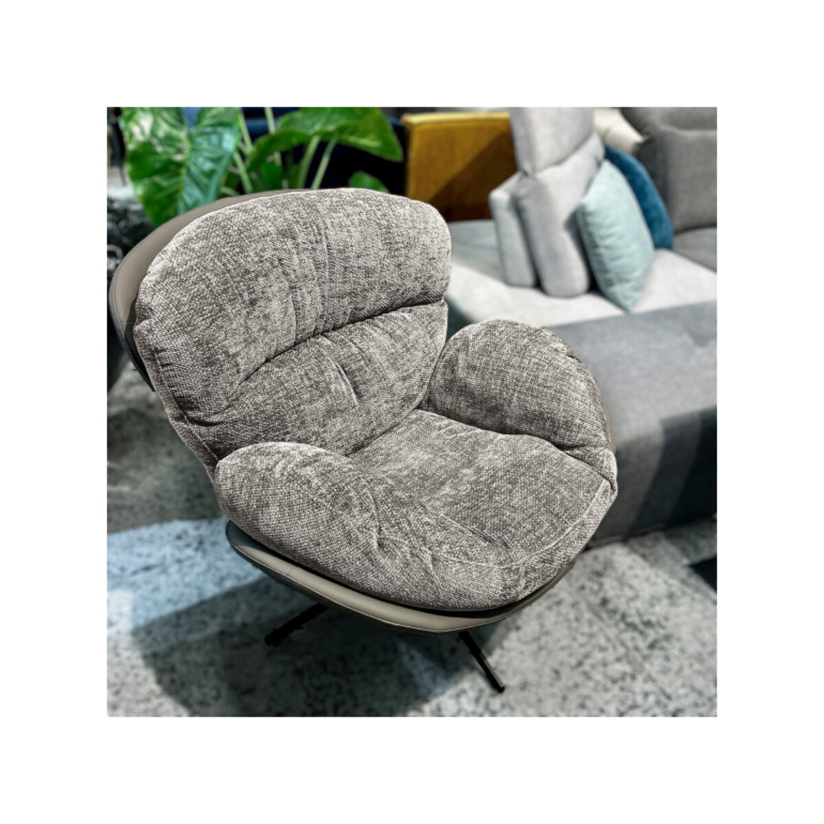 Fauteuil rotatif 360° tissu doux avec simili et pieds métal - DOUDOU