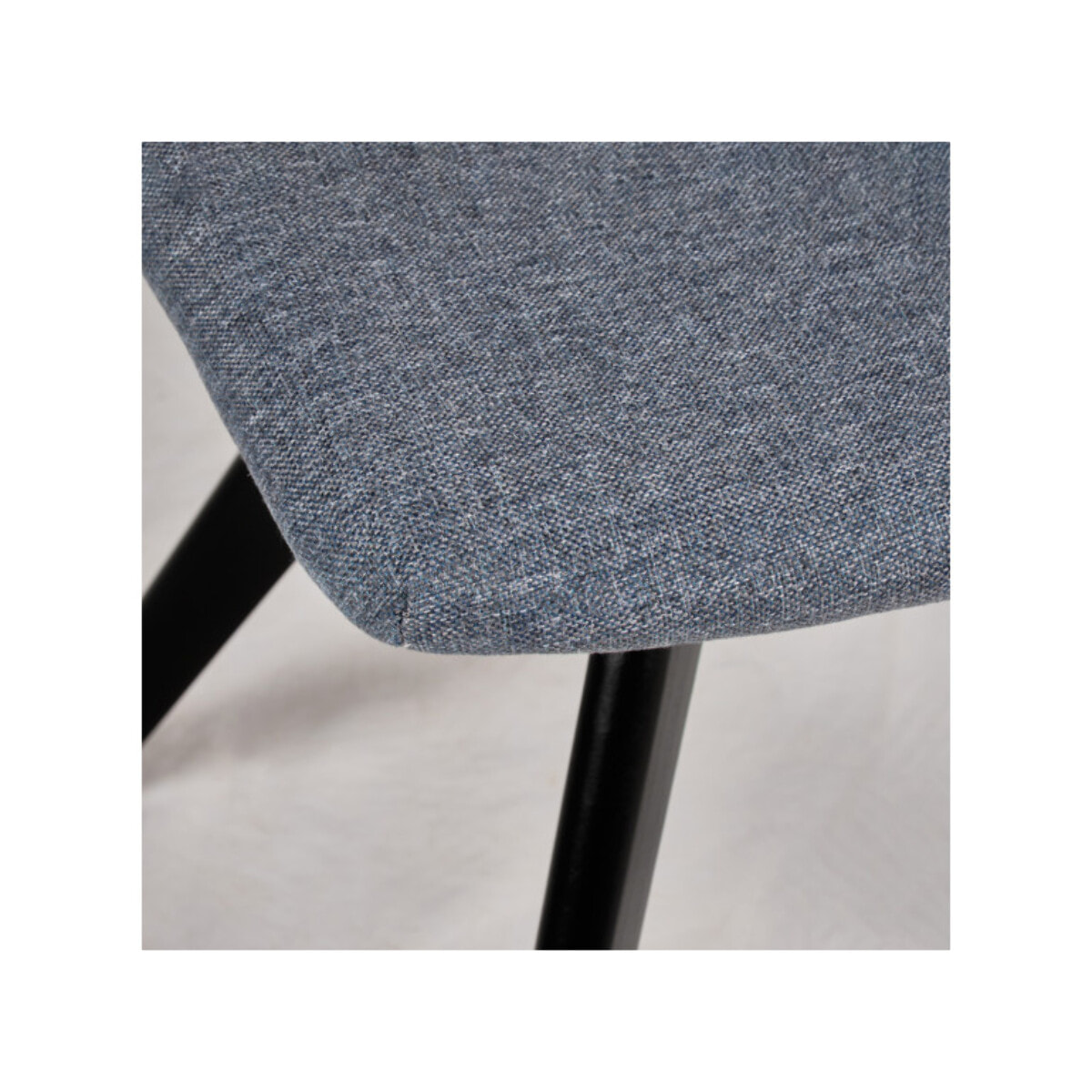 Chaise Capitonnée en tissu bleu jean - JAPAN