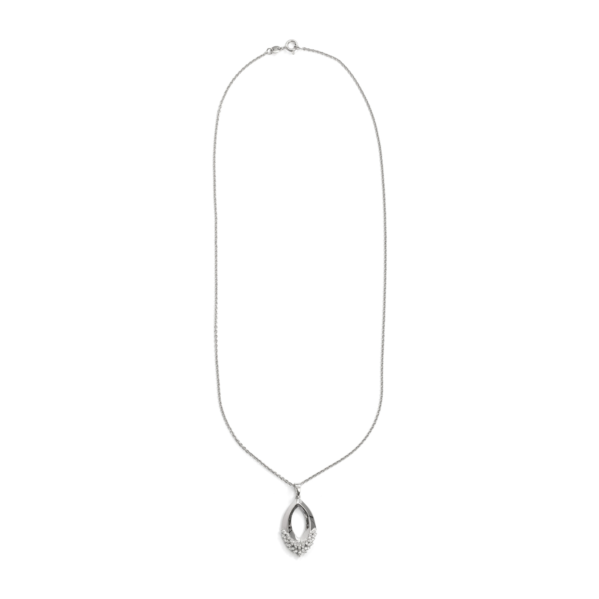 Collar Liwen acabado plata