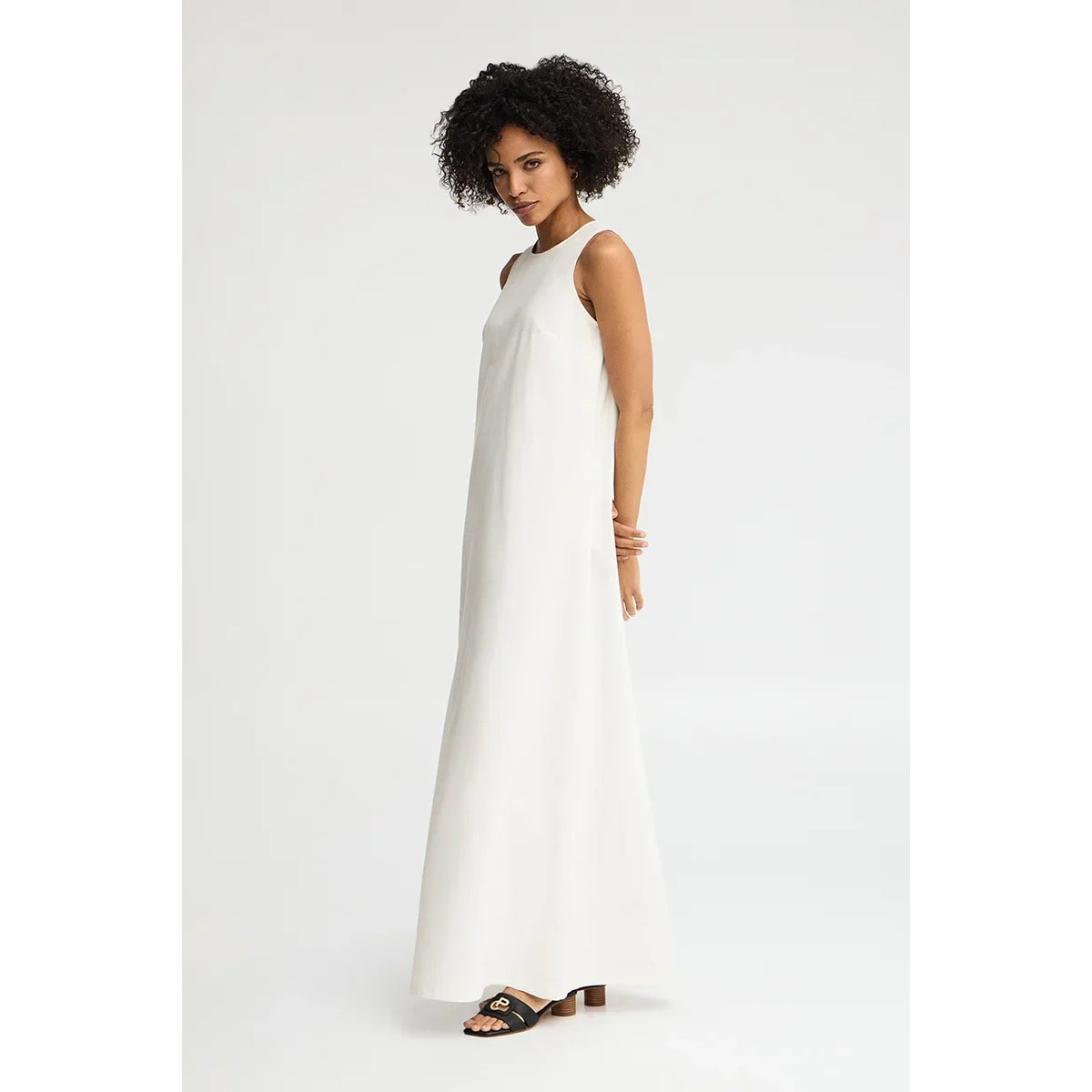 Vestido cotolino blanco sin mangas con logo Polo Club