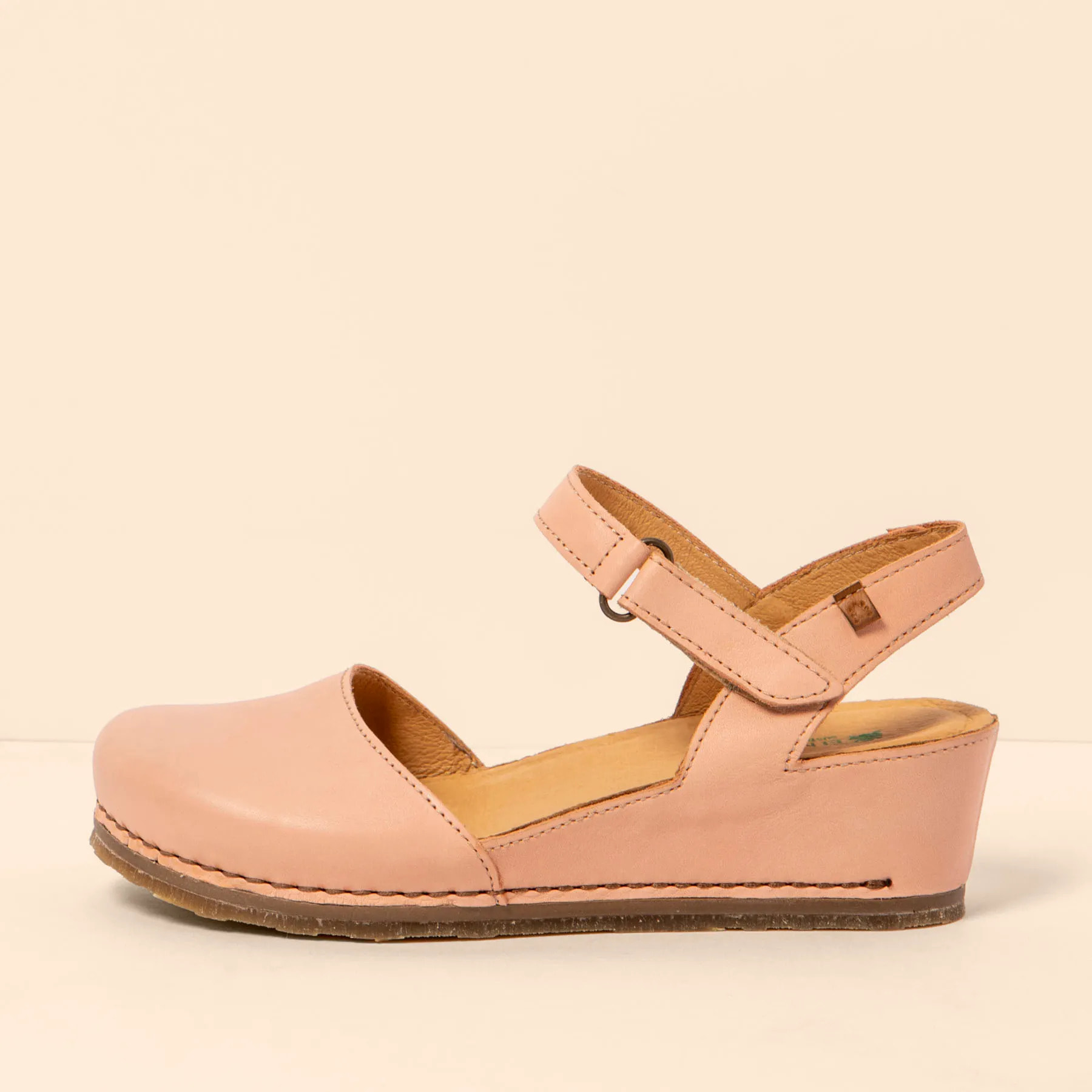 Sandalia de cuña N5850 SOFT NAPPA SALMON / PICUAL color Salmon