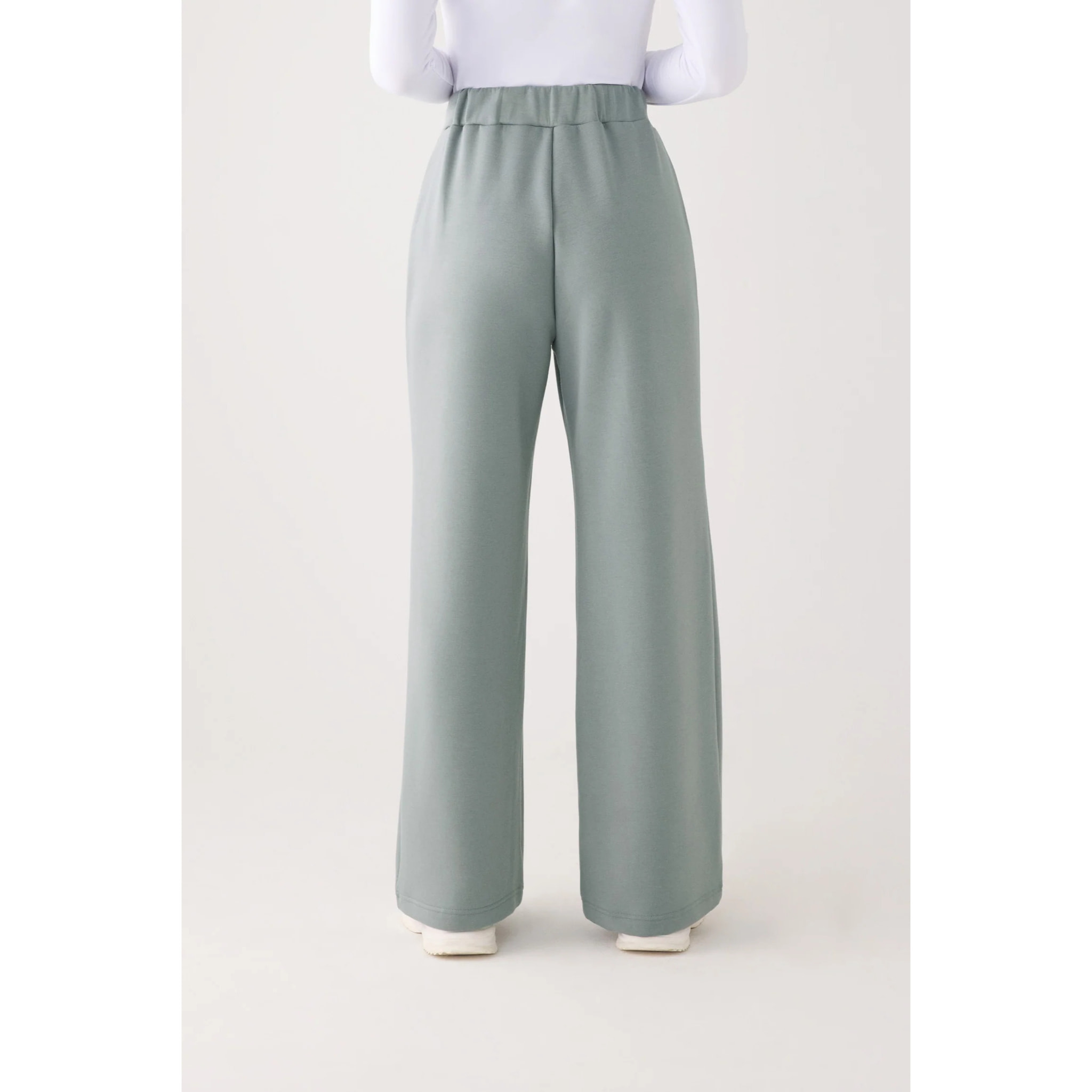 Pantalone largo