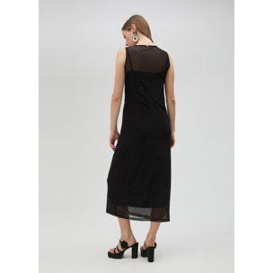 Abito in tulle con strass abbinati