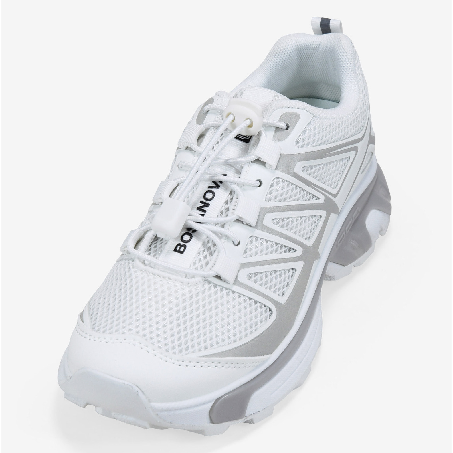 Zapatillas deportivas blancas con cordones ajustables