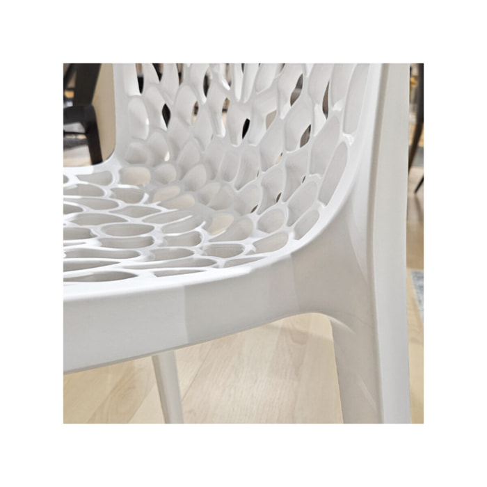 Chaise de repas ajourée et empilable - GRUYERE 2