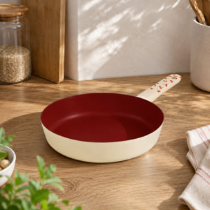 Poêle 20cm en aluminium cerise - tous feux CERISE
