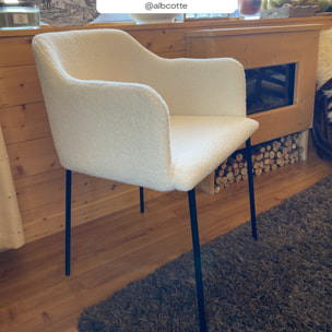 Fauteuil blanc en tissu effet laine bouclette - Glam