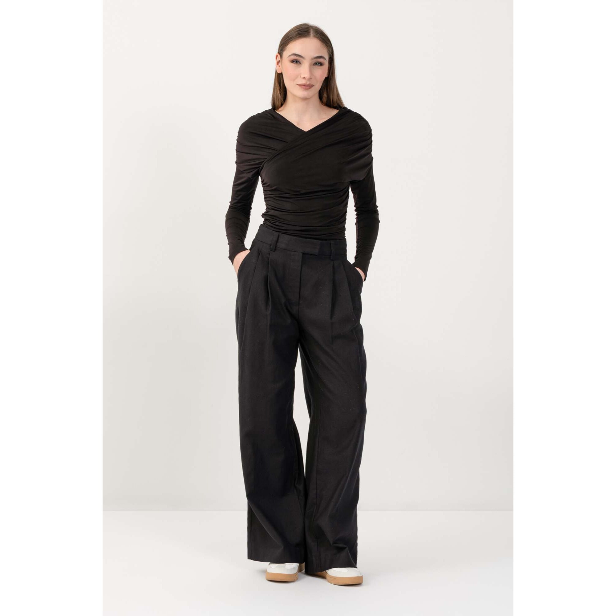 Kocca - Pantaloni ampi sartoriali con pinces Donna