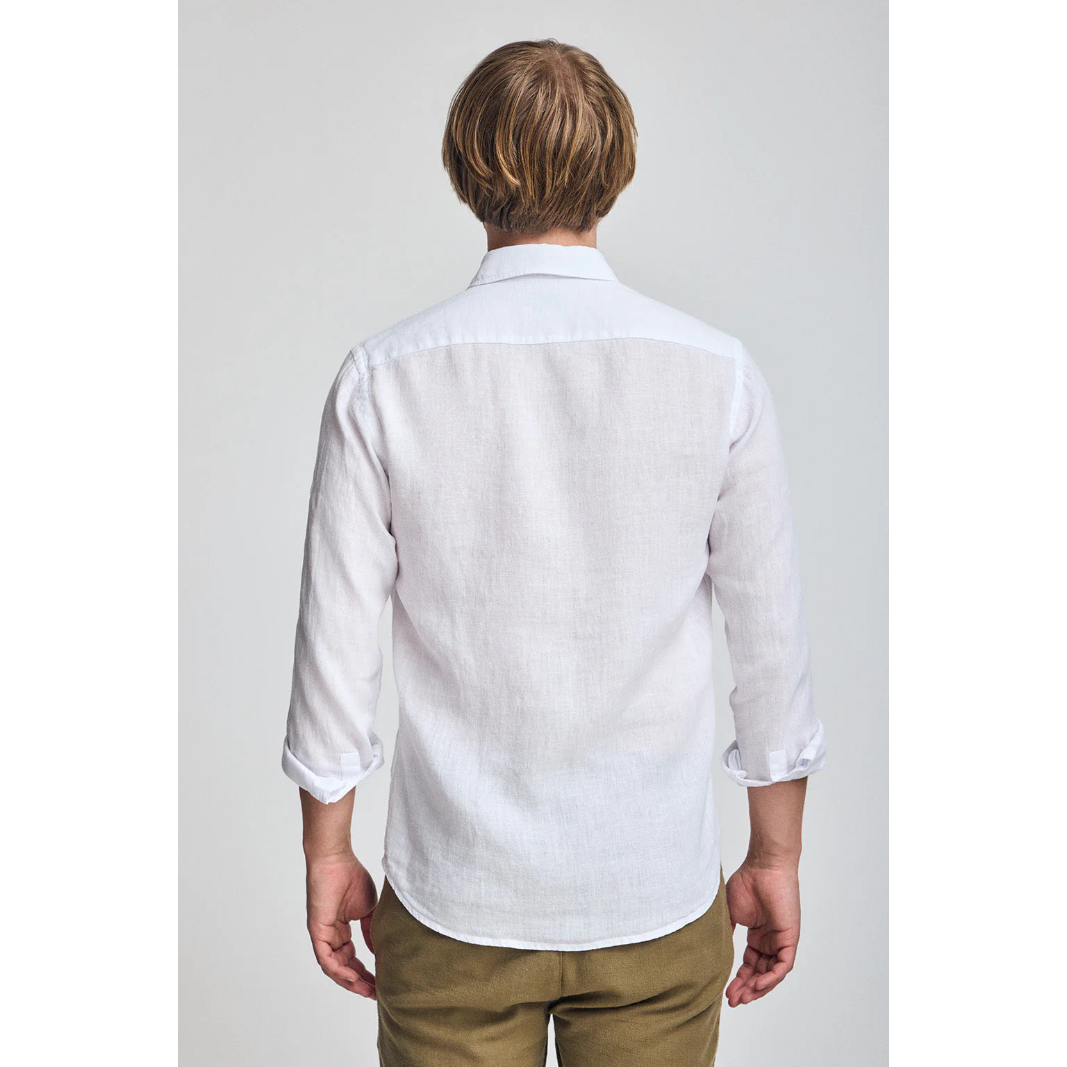 Camicia bianca in lino tinta in capo con ricamo Rigby Go