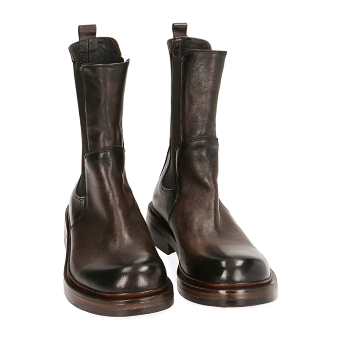 Chelsea boots testa di moro in pelle, tacco 3,5 cm