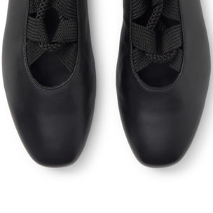 Bailarina plana Havana en napa con cierre de cordones