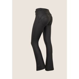 Pantaloni WR.UP® vita regular fondo bootcut in similpelle
