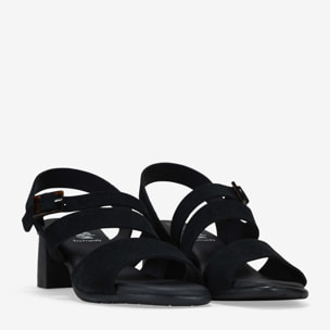 Sandalias de tacón negras en piel con hebilla