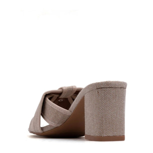 Sabot texture-cross con tacco quadrato - BEIGE