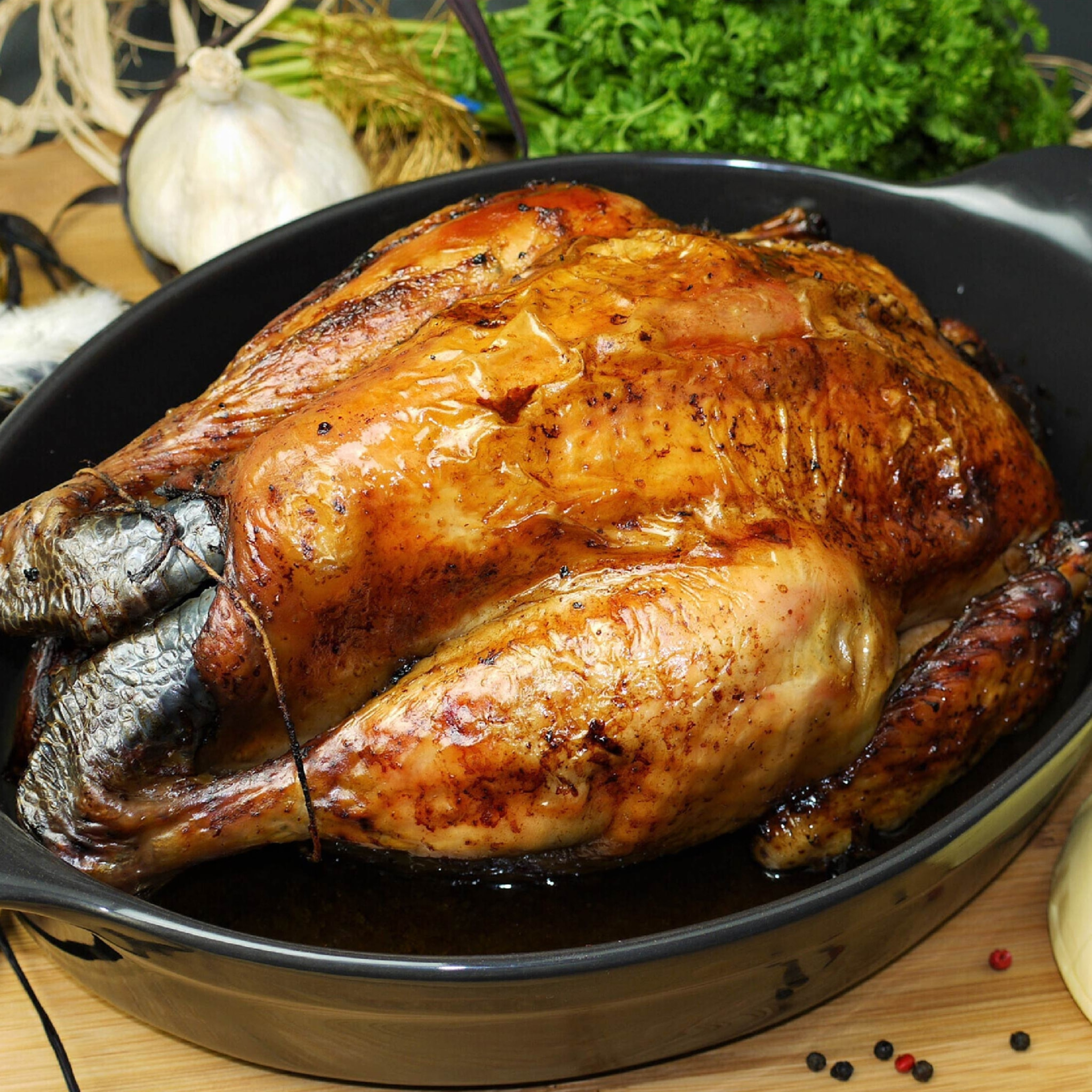 Chapon fermier du Maine (label Rouge) sélection du père Laurent précuit prêt à rôtir -3,6kg - France - Les volailles du père Laurent