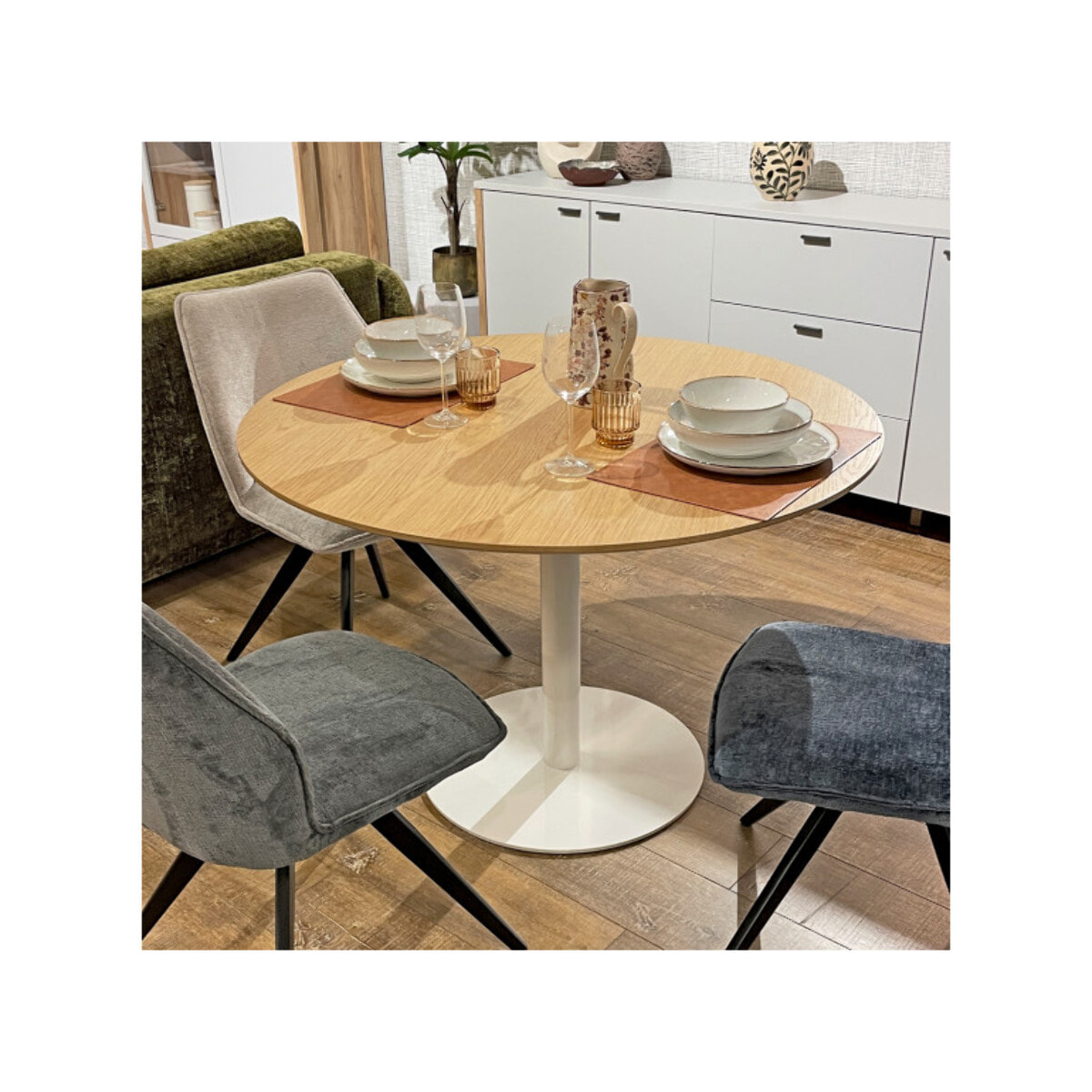Table de repas ronde 110 cm plaqué chêne et pied métal blanc - FABIO