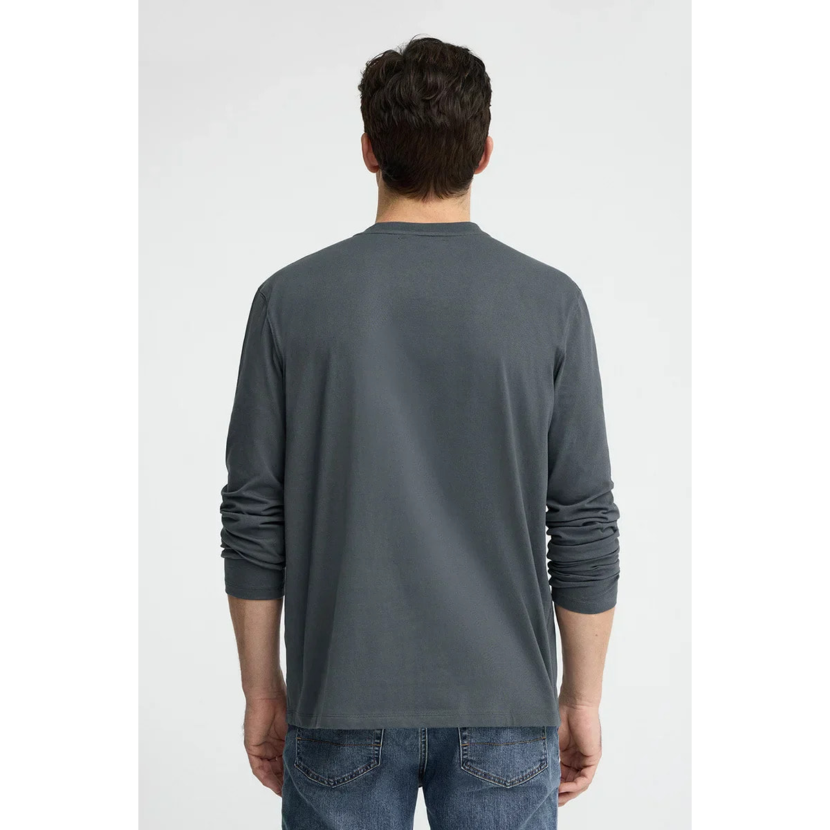 Camiseta gris piedra de cuello panadero con bordado Rigby Go