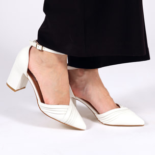 Sandali in simil pelle con tacco comodo quadrato