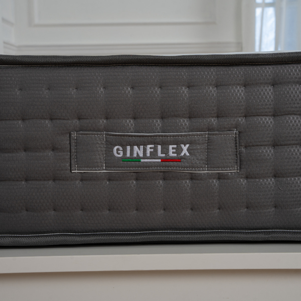 Materasso Matrimoniale Memory Foam 2 Strati Fisso H25 Ginflex Cotone Con Fascia Perimetrale Capitonè 160x190 (Antiacaro - Anallergico - Antibatterico - Ergonomico)