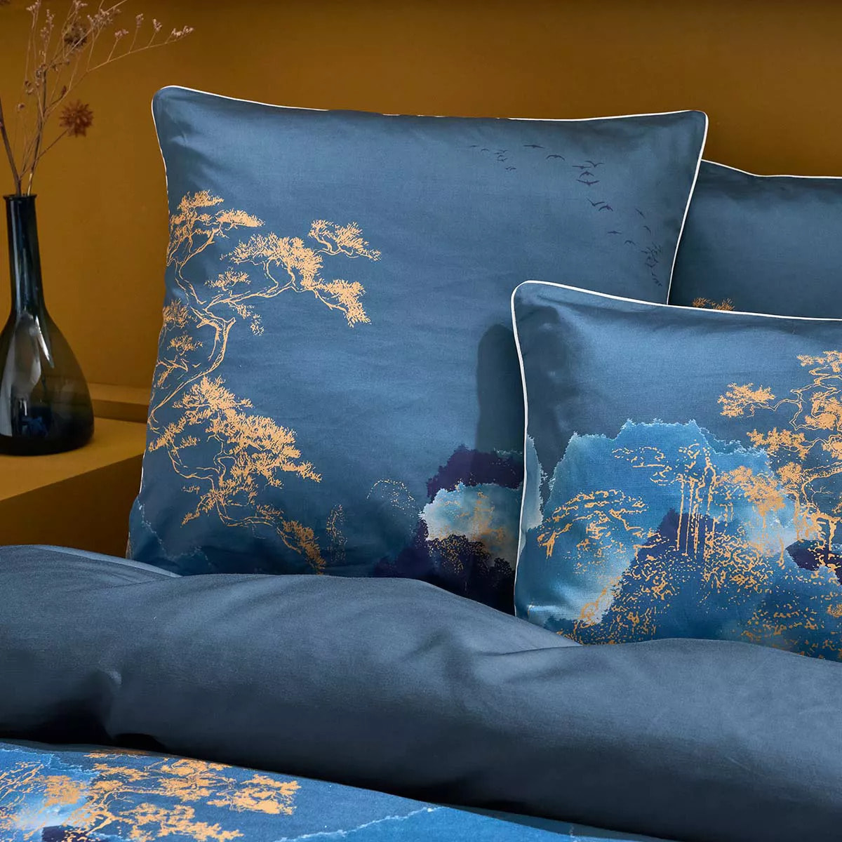 Taie d'oreiller satin de coton imprimé bleu or Fuji nocturne