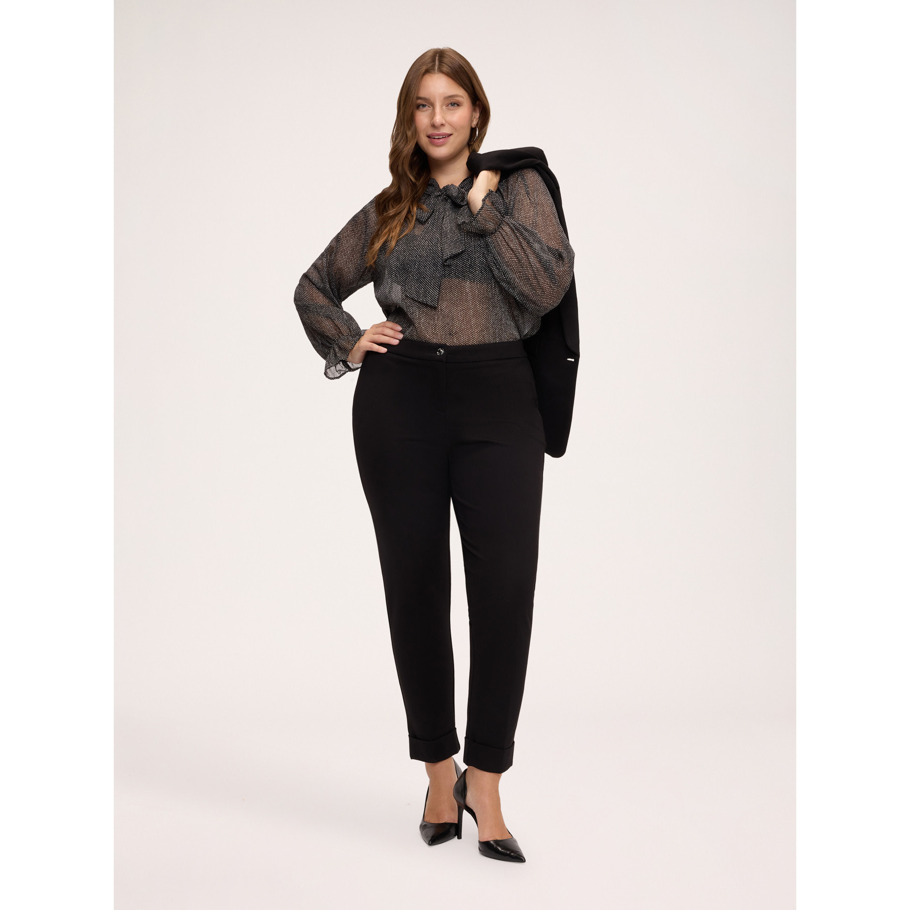 Fiorella Rubino - Blusa a micro-pois in georgette con fiocco - Nero