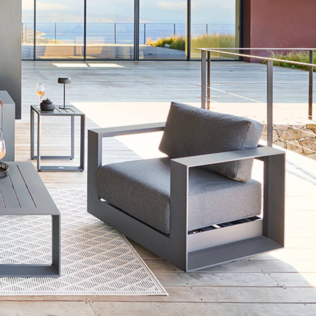 Fauteuil de salon de jardin rotatif ALLURE Gris / Graphite