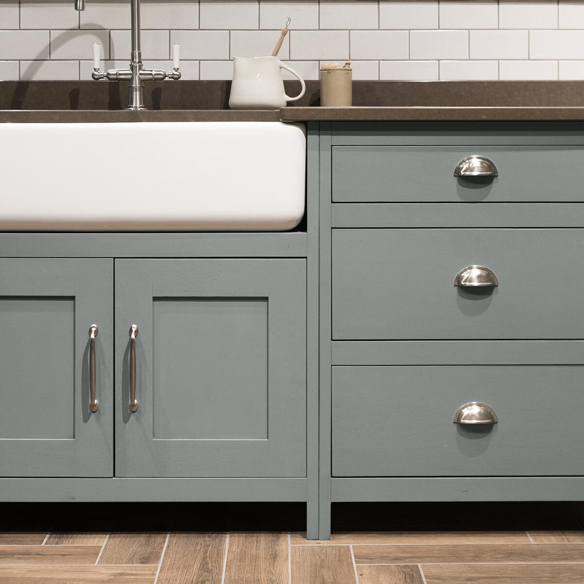 Rouleau adhésif décoratif Vinyle au Mètre - Gris tourterelle - Sticker Lavable Imperméable Mur Cuisine Meubles