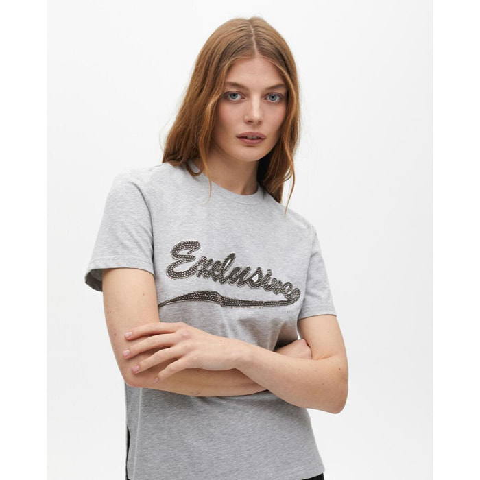 T-shirt a Maniche Corte con Stampa Posizionale e Dettaglio Gioiello