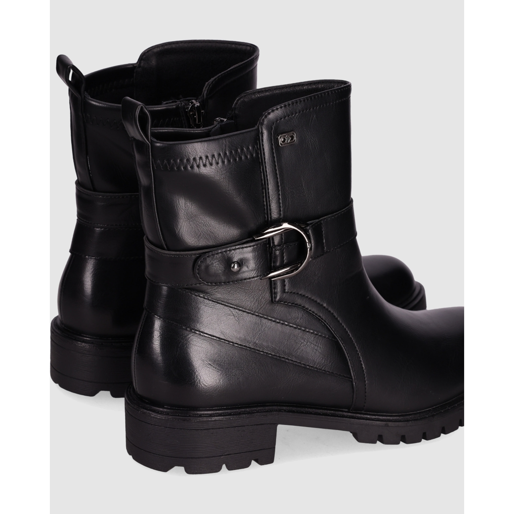 Botines de Piel Sintética - Negro - Tacón: Bajo