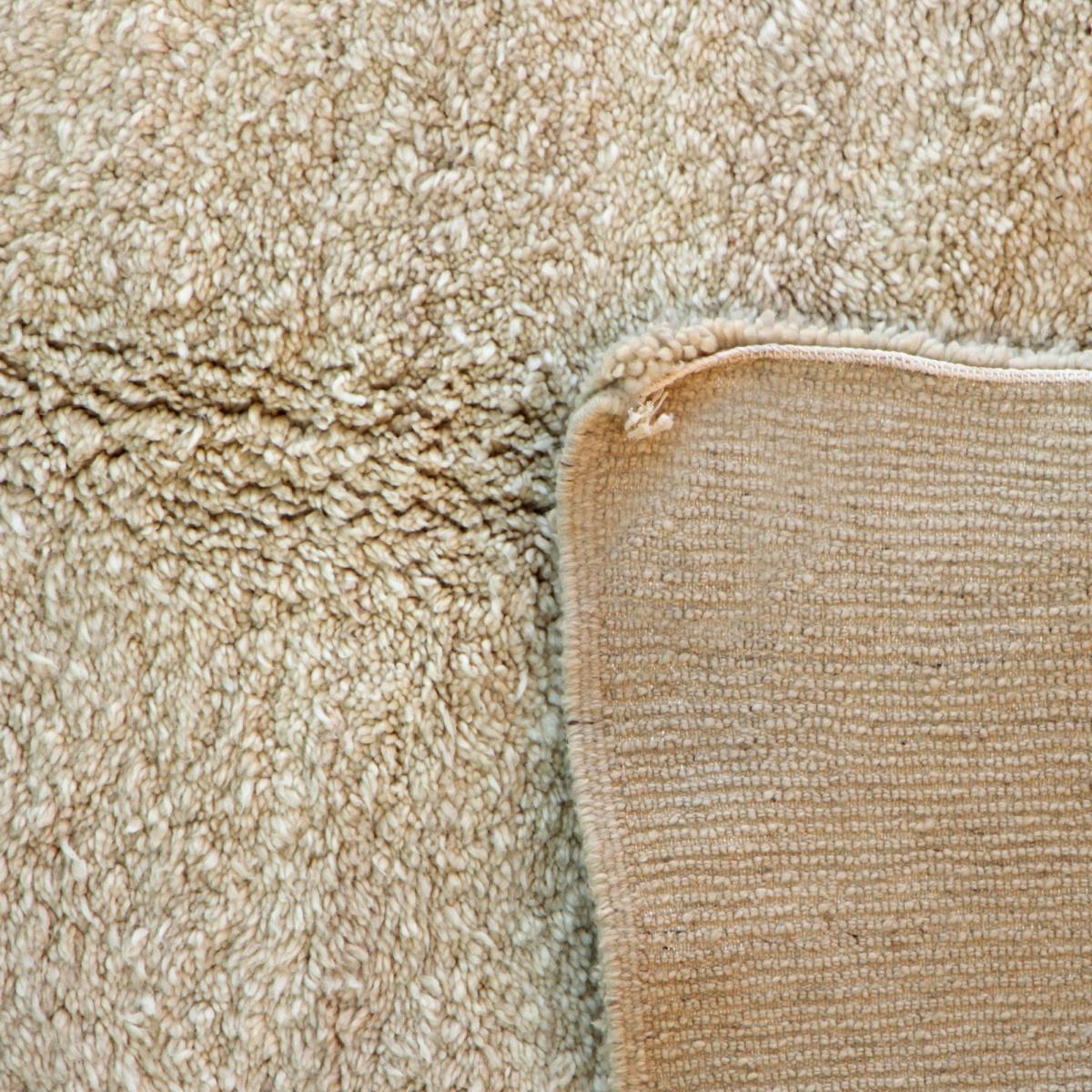 Authentique tapis berbère fait à la main en laine PORU