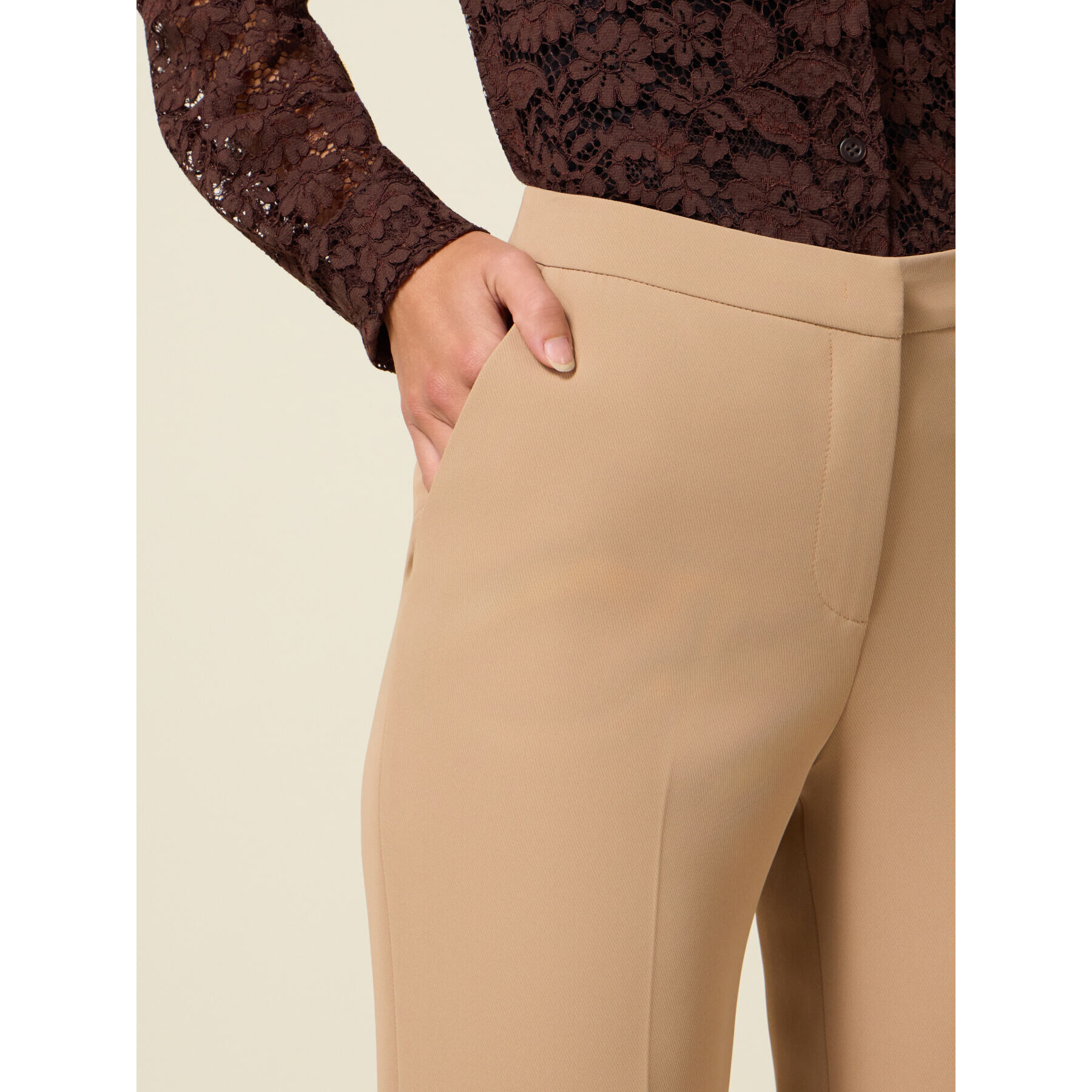 Oltre - Pantaloni palazzo in tessuto crêpe - Beige