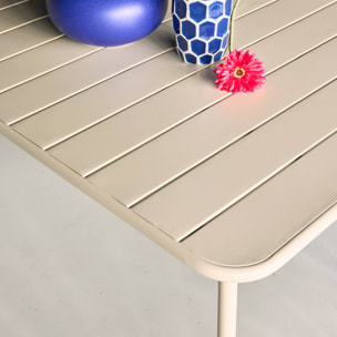Table de jardin métal 6-8 places. beige. Amelia. 160x90xH72.5cm