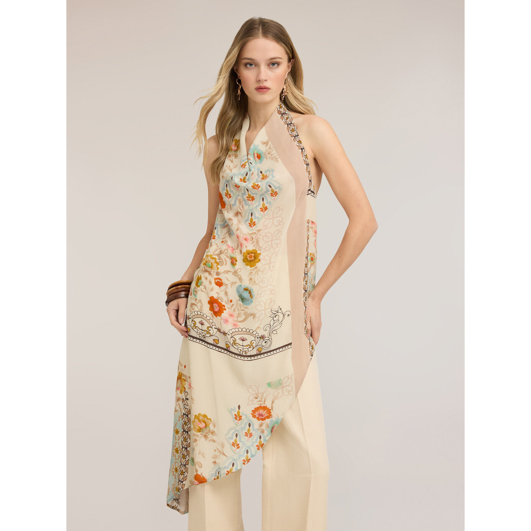 Motivi - Top asimétrico con estampado floral - Beige