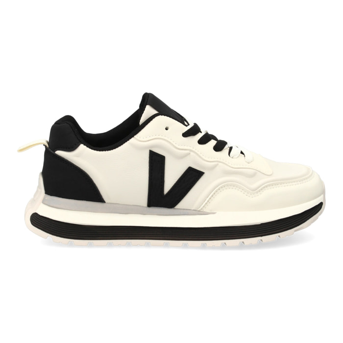 Zapatilla hombre casual con contrastes