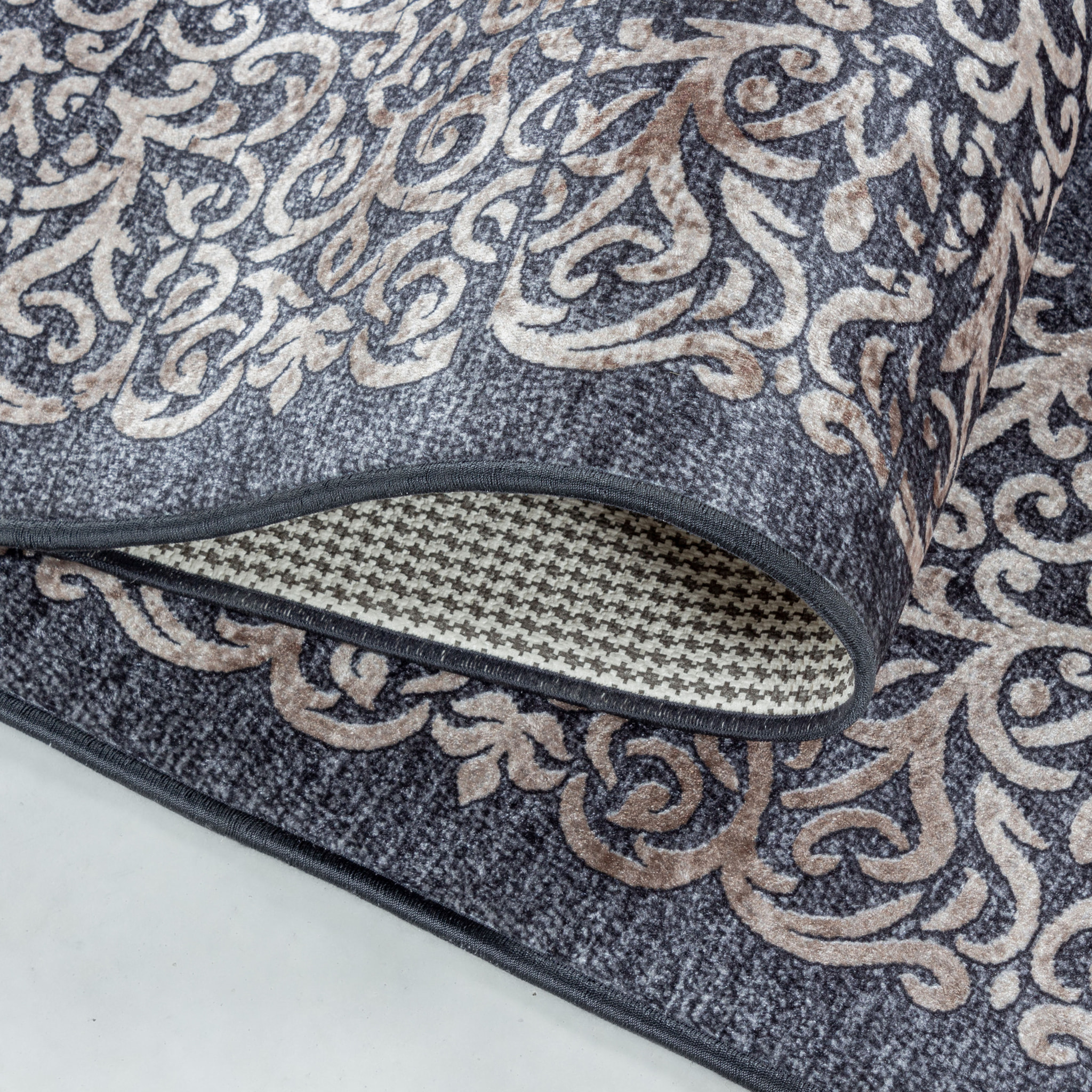 FIESTA - Tapis baroque médaillon noir
