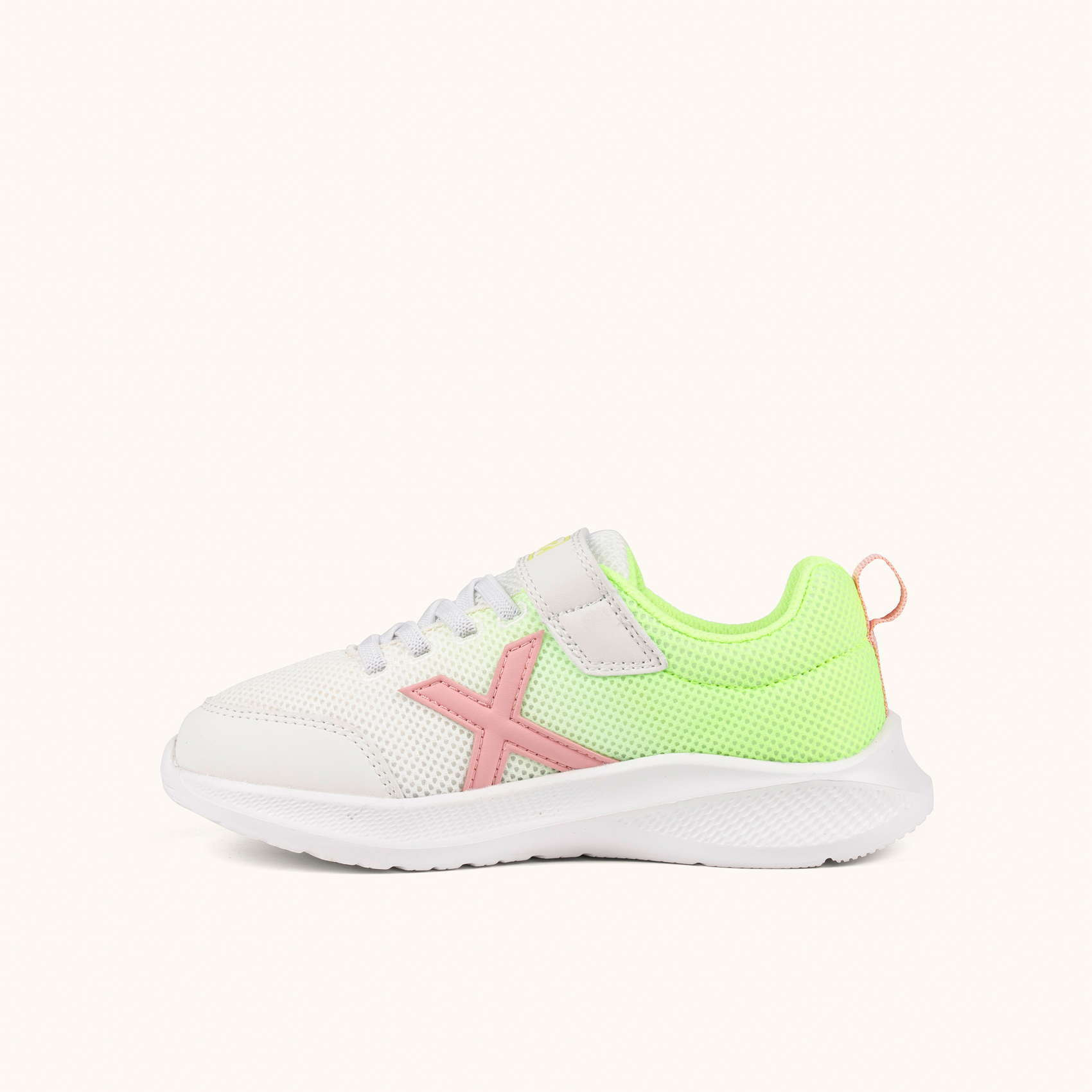 Zapatilla Deportiva Infantil Blanca y Verde Flúor MUNICH MINI LETA 07