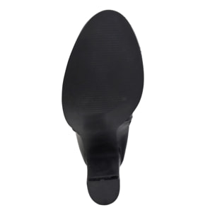 Tronchetti in simil pelle con fibbietta gioiello